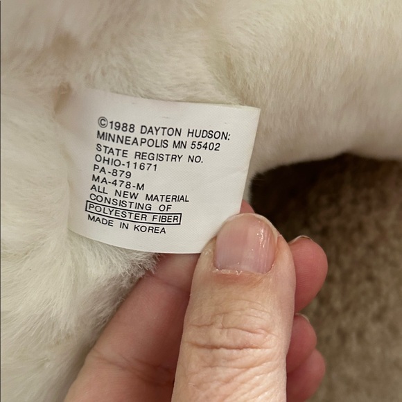 Vintage Dayton Hudson Holiday Santa Bear/Red Jacket and Green Bow Tie. 1988. - Picture 5 of 5